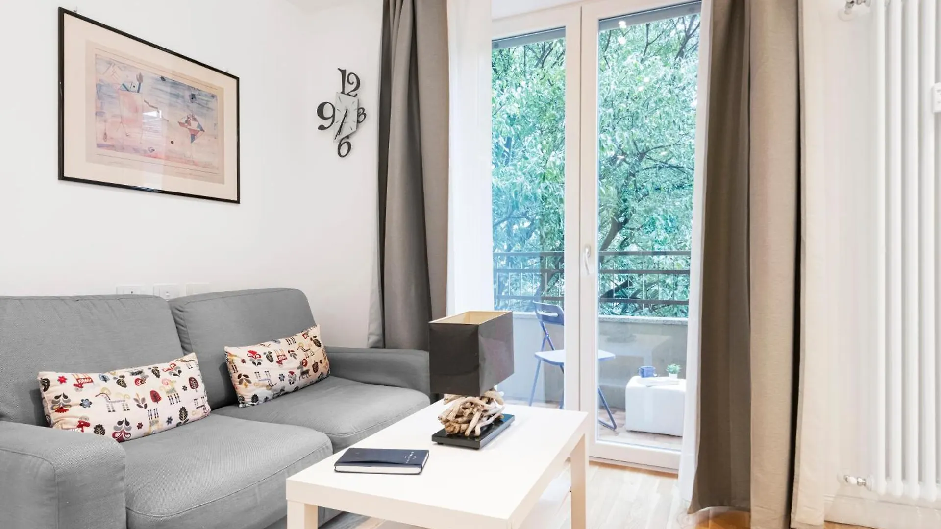 Easylife - Luminosa E Comoda Residenza Con Balcone Μιλάνο
