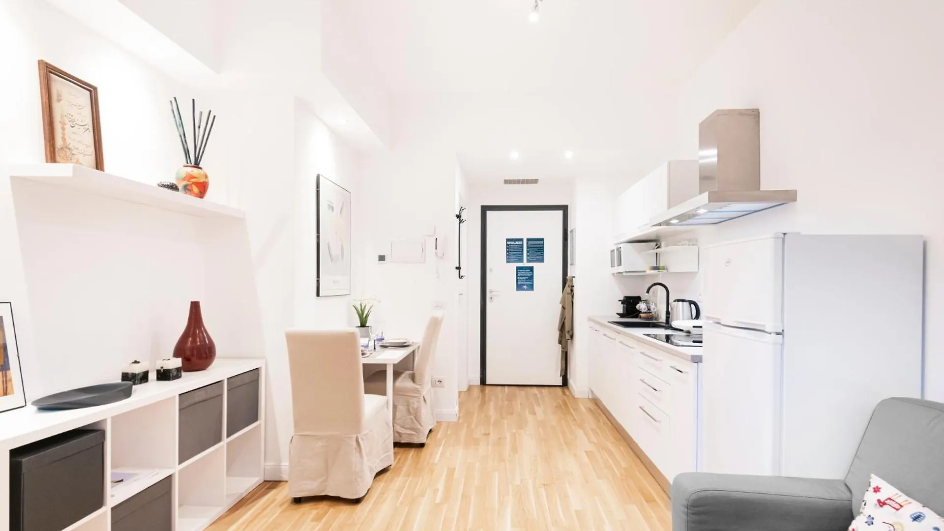 Easylife - Luminosa E Comoda Residenza Con Balcone Μιλάνο Διαμέρισμα